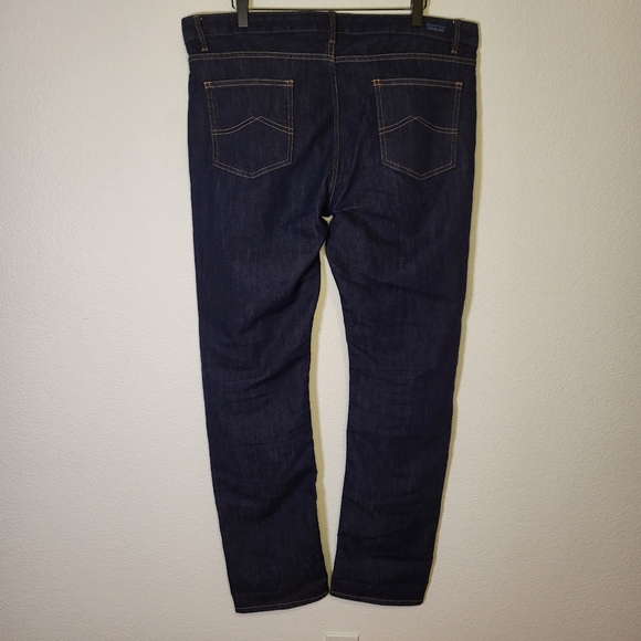 Patagonia Straight Fit Regular Denim Jeans size 32 in Dark Denim Blue - Picture 2 of 8